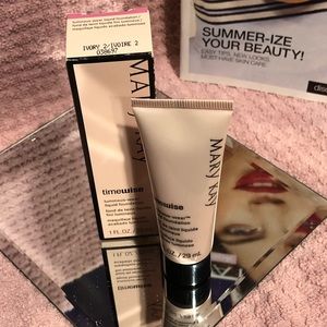 ⭐️FREE SHIPPING⭐️ when you bundle 3 MK Products